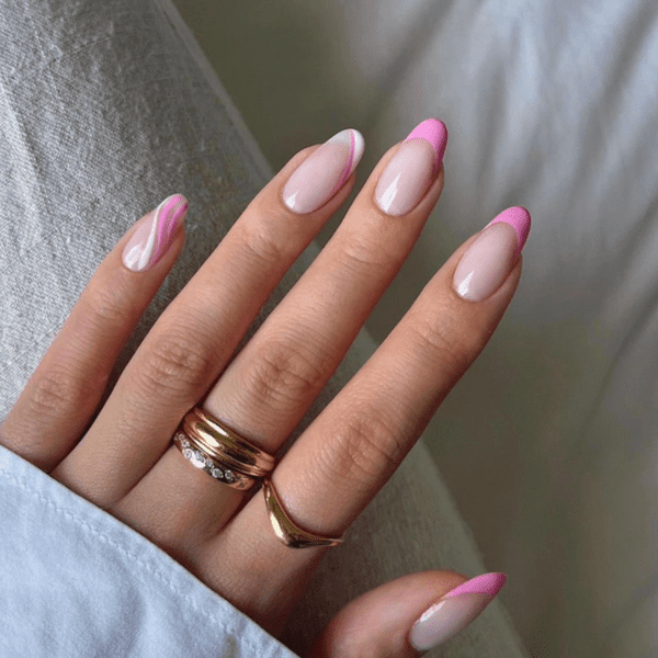 粉色法式指甲